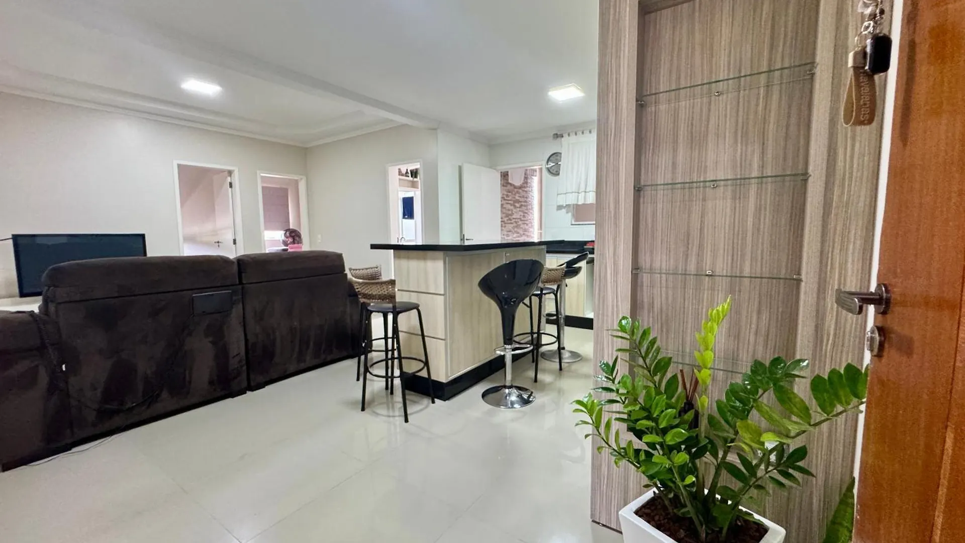 Apartamento Completo 2D - 5P Florianópolis Brasile